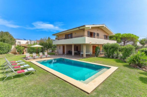 Villa Animeta by Villa Plus